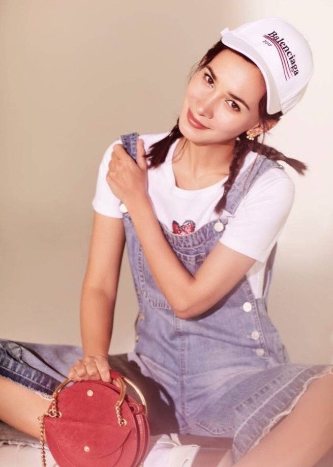 韩庚的女朋友李茶的姑妈中美混血卢靖姗看不腻