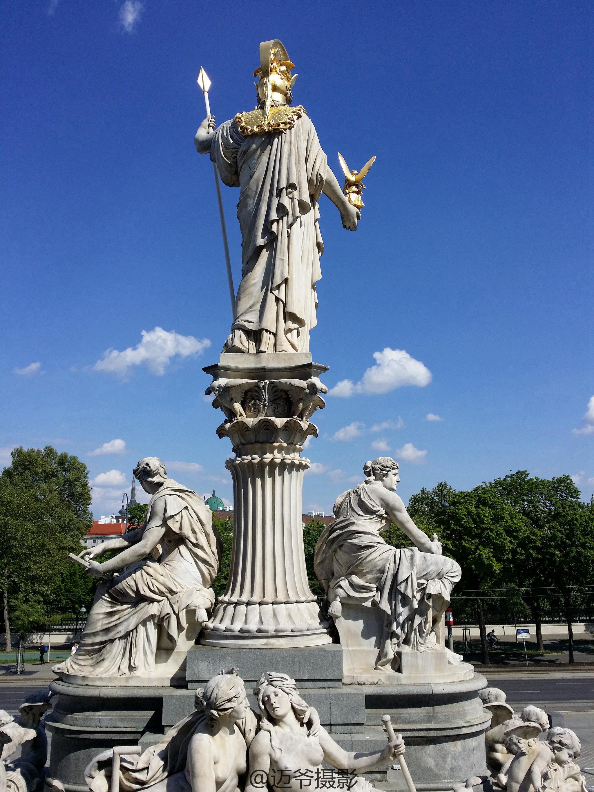 维也纳的街头雕塑【原创摄影】