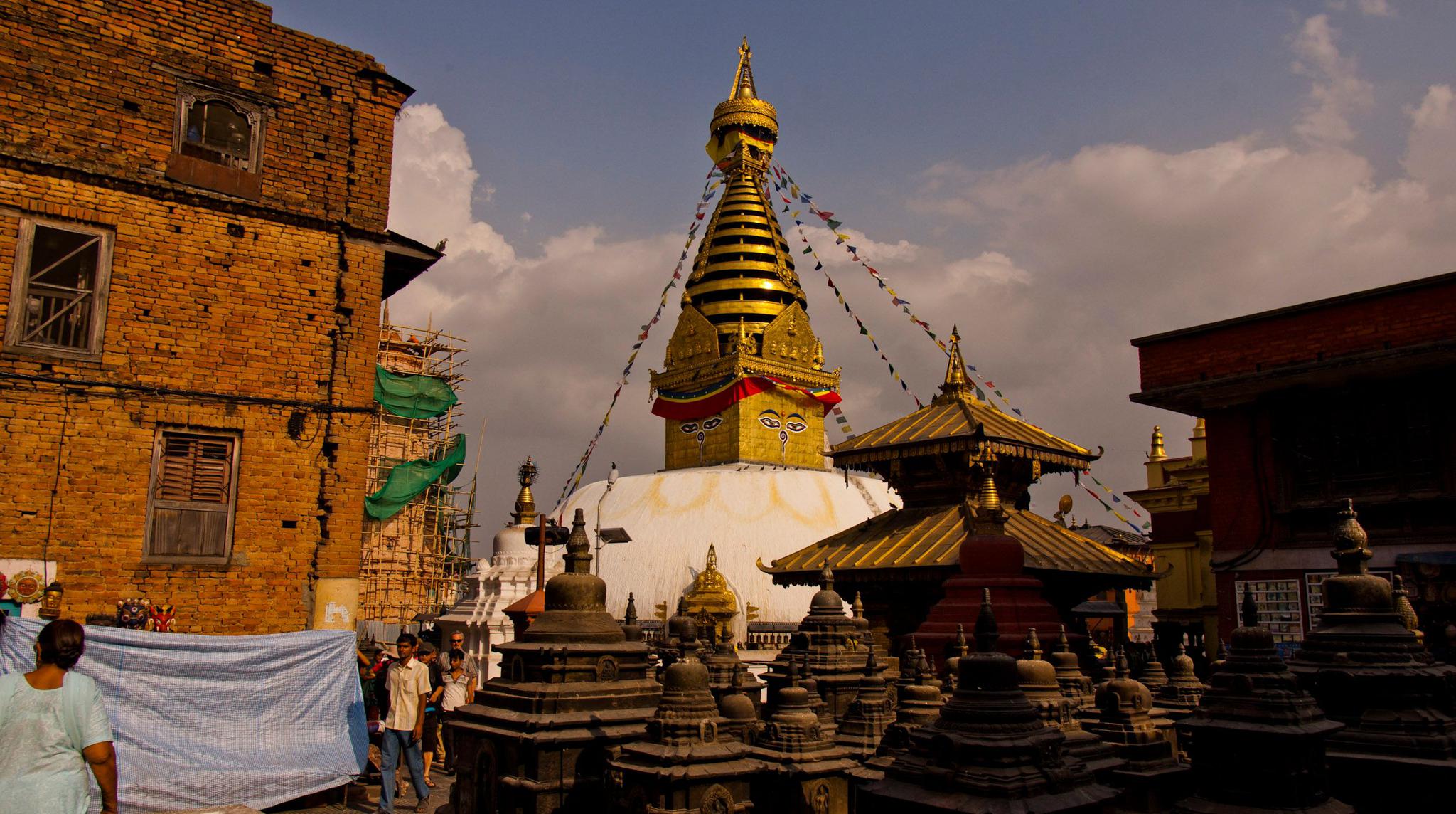 400元可以乘汽车去国外旅游,不仅免签证费,而且便宜又有趣