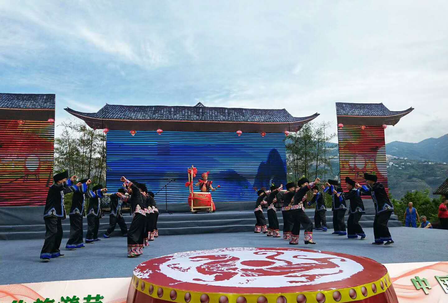 神农溪源头 第七届长江三峡(巴东)纤夫文化旅游节开幕