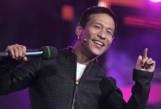 笑星排行榜_中国笑星排行榜,当红喜剧人沈腾仅排第三,榜首无法超越