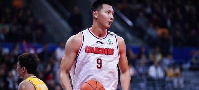 杜锋谈年轻球员表真实,告诫要珍惜,不愧男篮主帅