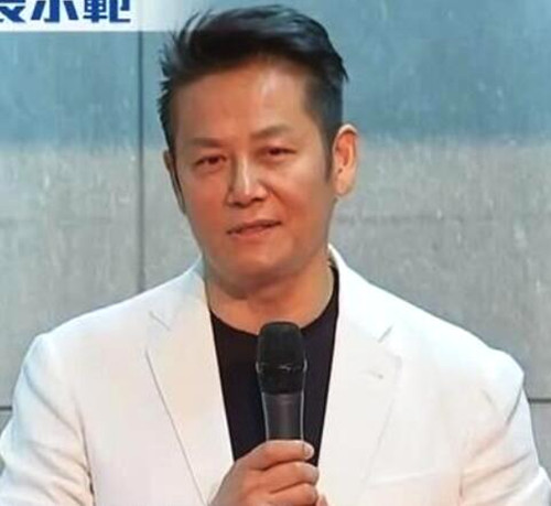 "琼瑶经典男主"徐乃麟60岁近照曝光,风度翩翩帅气依旧