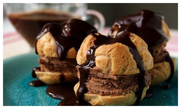 法国厨王这道修女泡芙泡芙秒杀当红闪电泡芙有钱未必能买到