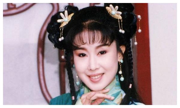 他是许仙姐姐的"女儿",拒绝男友求婚,相爱24年不领证