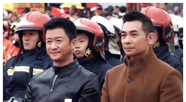 吴京赵文卓两大打星同框比沧桑,是商量战狼3吗?把杜江都忽略啦