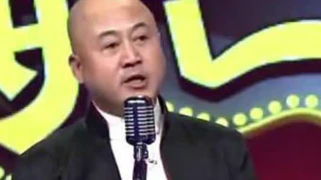 方清平的脱口而出包袱一个接一个好有趣,台下