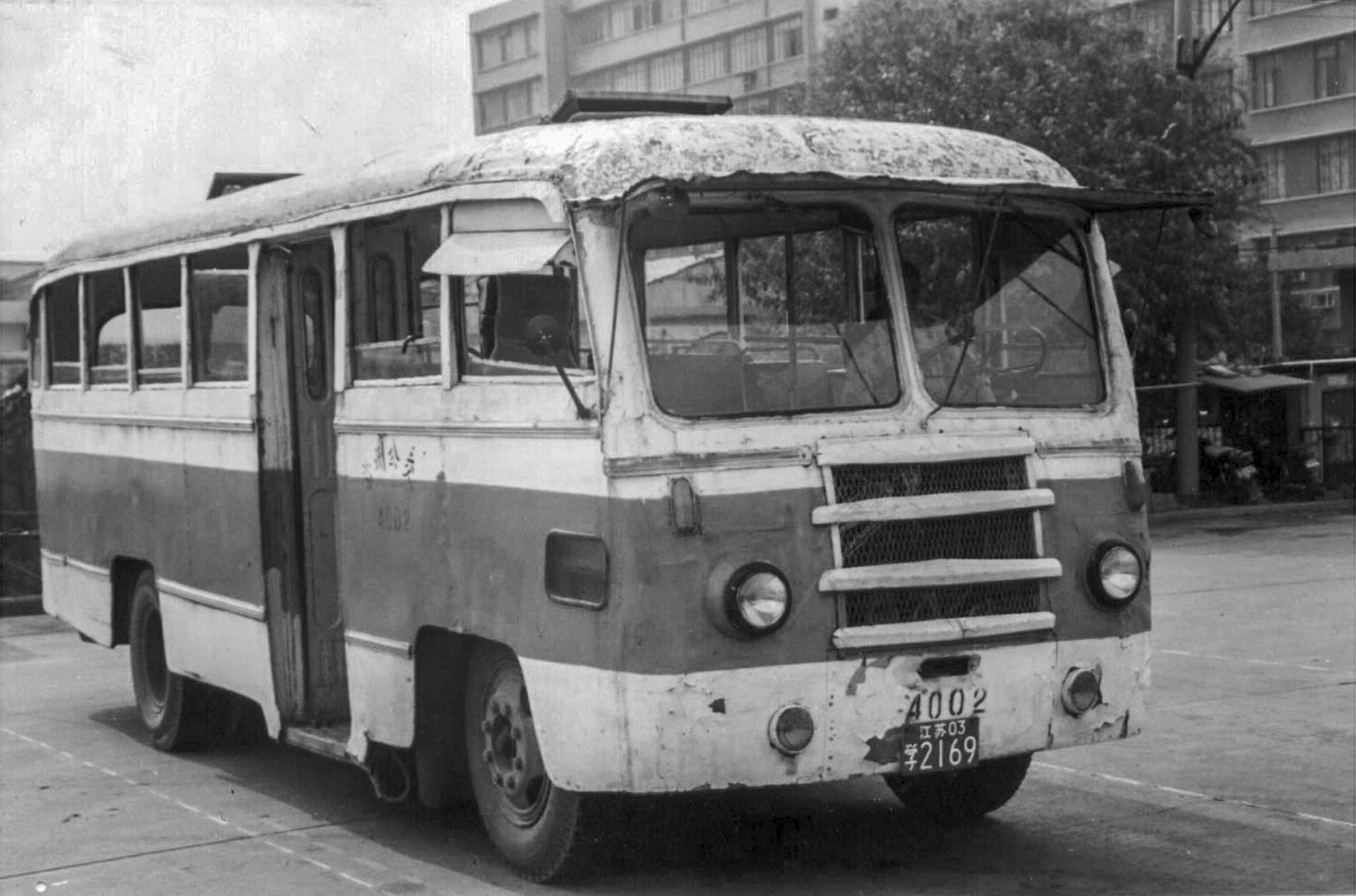 作品欣赏▎流动的城市记忆——蔡健臣开着头班车话说常州公交变迁