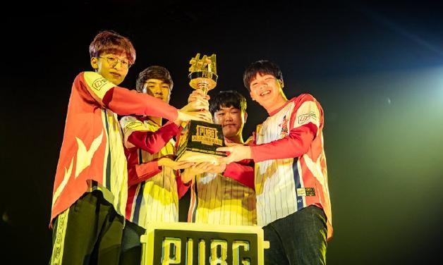 绝地求生: pai"美团"夺冠 5400致歉"复个锤子" 网友: 我搬砖养你