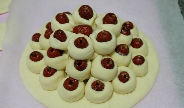 腊月二十八发面蒸馍馍好看又好吃的枣山馍寓意美好团圆