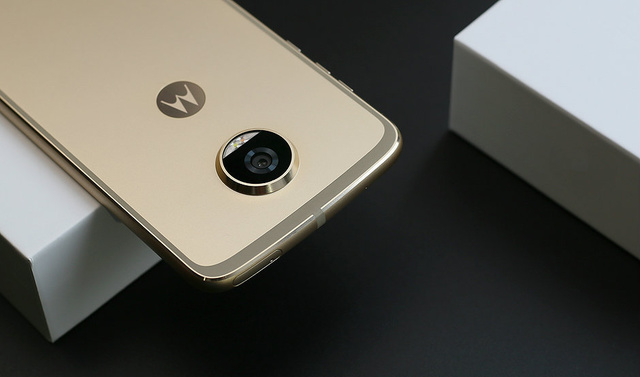 模块化手机moto z2 play图赏__财经头条