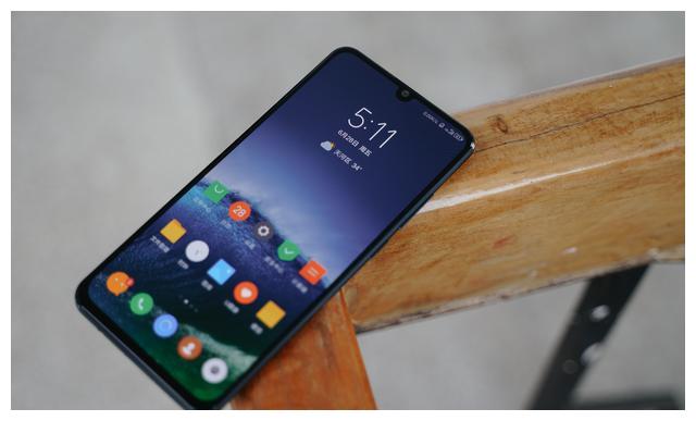 最近可以说realme x2,redmi note 8,还有荣耀9x都是高性价比的千元机