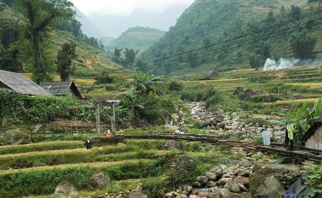 解析越南版的撤县设市与中国的异同老街省沙坝县改为沙坝市社