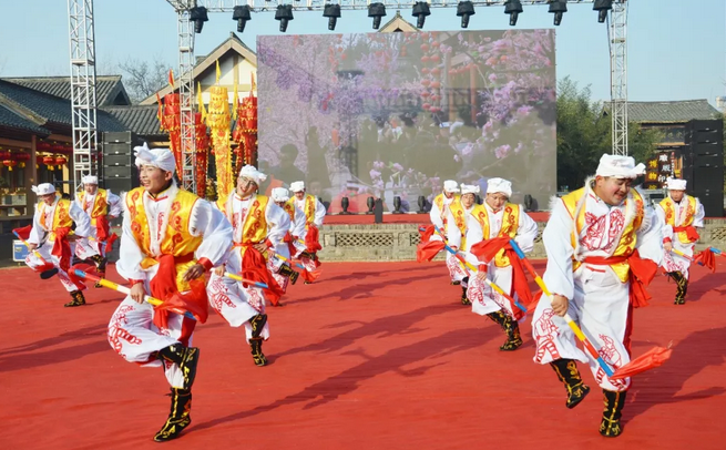 大年初一开门红,万岁山庙会喜迎四海游人!