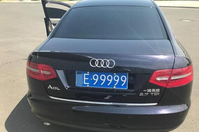 国内最常见的5种车牌颜色,蓝色最普通,最后一个宾利见了都得躲