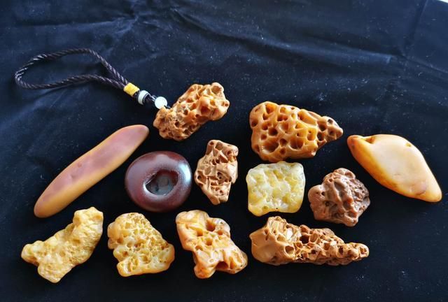 如何鉴赏天价手玩石?