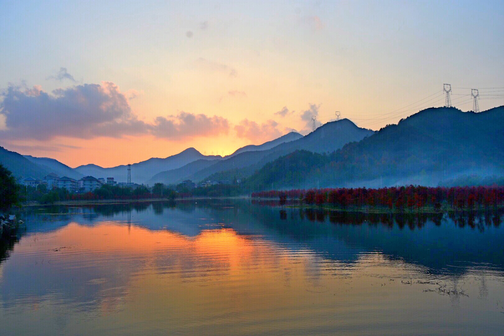 美丽的太湖水库如梦如幻(原创)