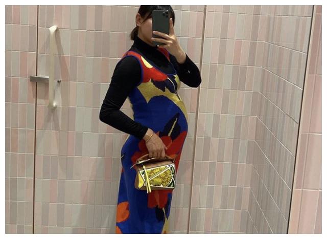 有种"孕照"叫何雯娜,怀孕期间锻炼不停,挺着大肚身材不输模特