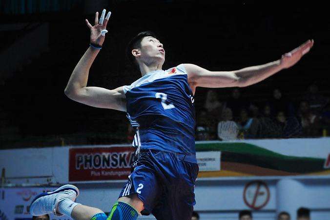 崔建军副攻:张哲嘉,陈龙海,耿鑫,缪阮彤接应:江川二传:詹国俊,于垚辰