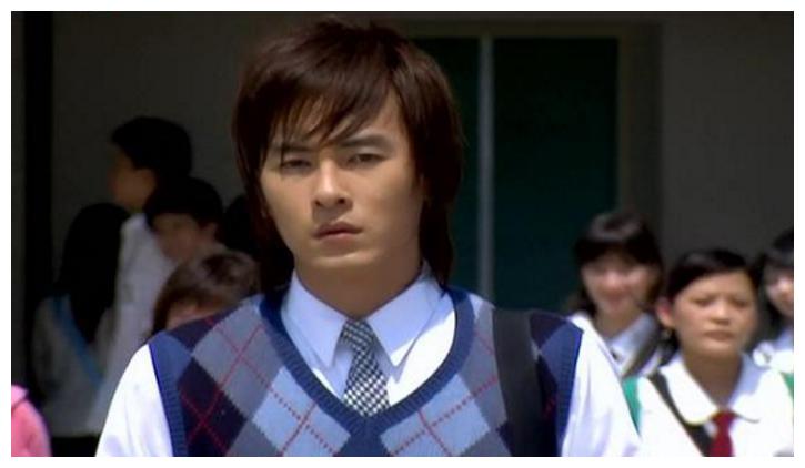 中国版江直树,日本版江直树,韩国版江直树,你觉得谁最经典?