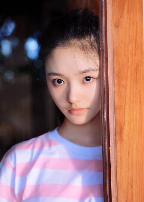 星女郎|林允|新一代_新浪新闻