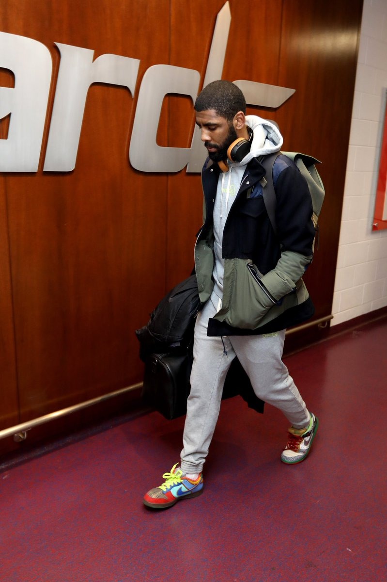 欧文今日上脚全新配色 nike kyrie 5