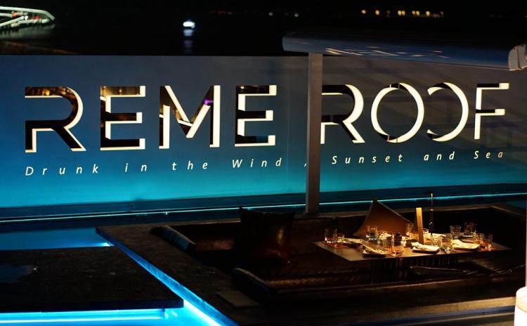 邂逅最美天台酒吧remeroof美酒美食美景美人都令人沉醉