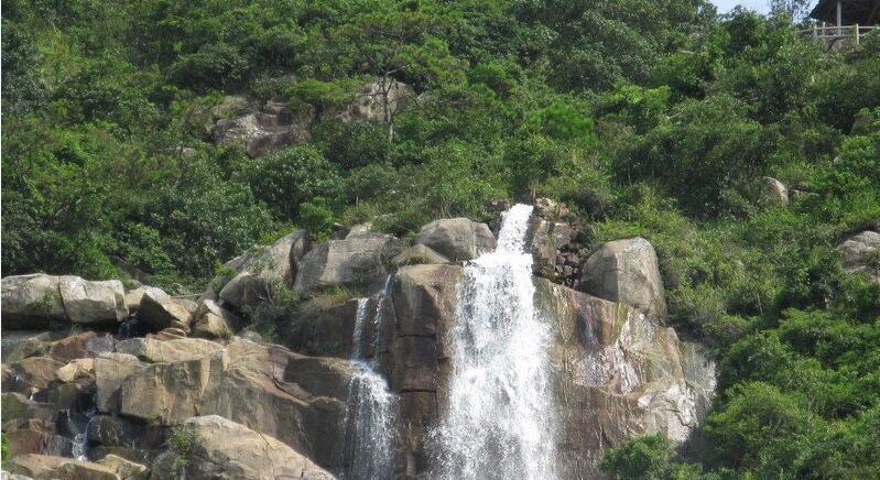 珠海有一处名泉, 为广东五个必游景点之一|三叠泉|南屏|名泉_新浪新闻