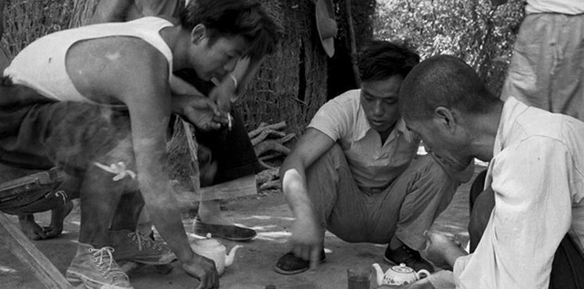 老照片:1956年的新疆 大漠风情 别具一格