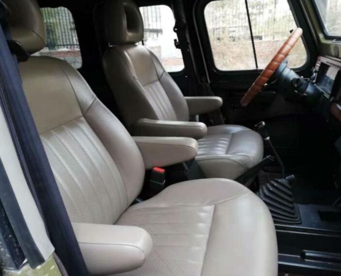 全新北汽bj212改装作业全部更换别克gl8座椅舒适度