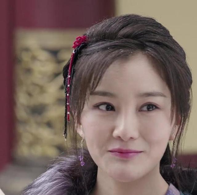 美貌不输朱九真,但是张无忌对武青樱的态度似乎就没有像当初对朱九真