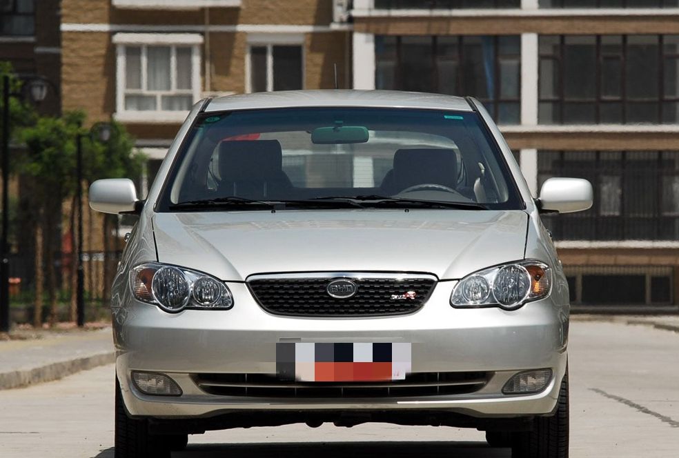 比亚迪f3r适合家居旅行,稳定性出众,变速箱很流畅