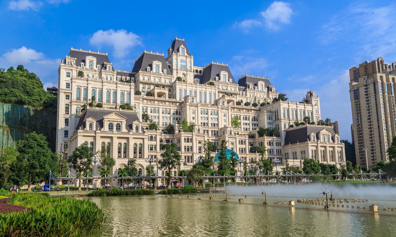 花果园是来贵阳必打卡的地方,是贵阳崛起的象征