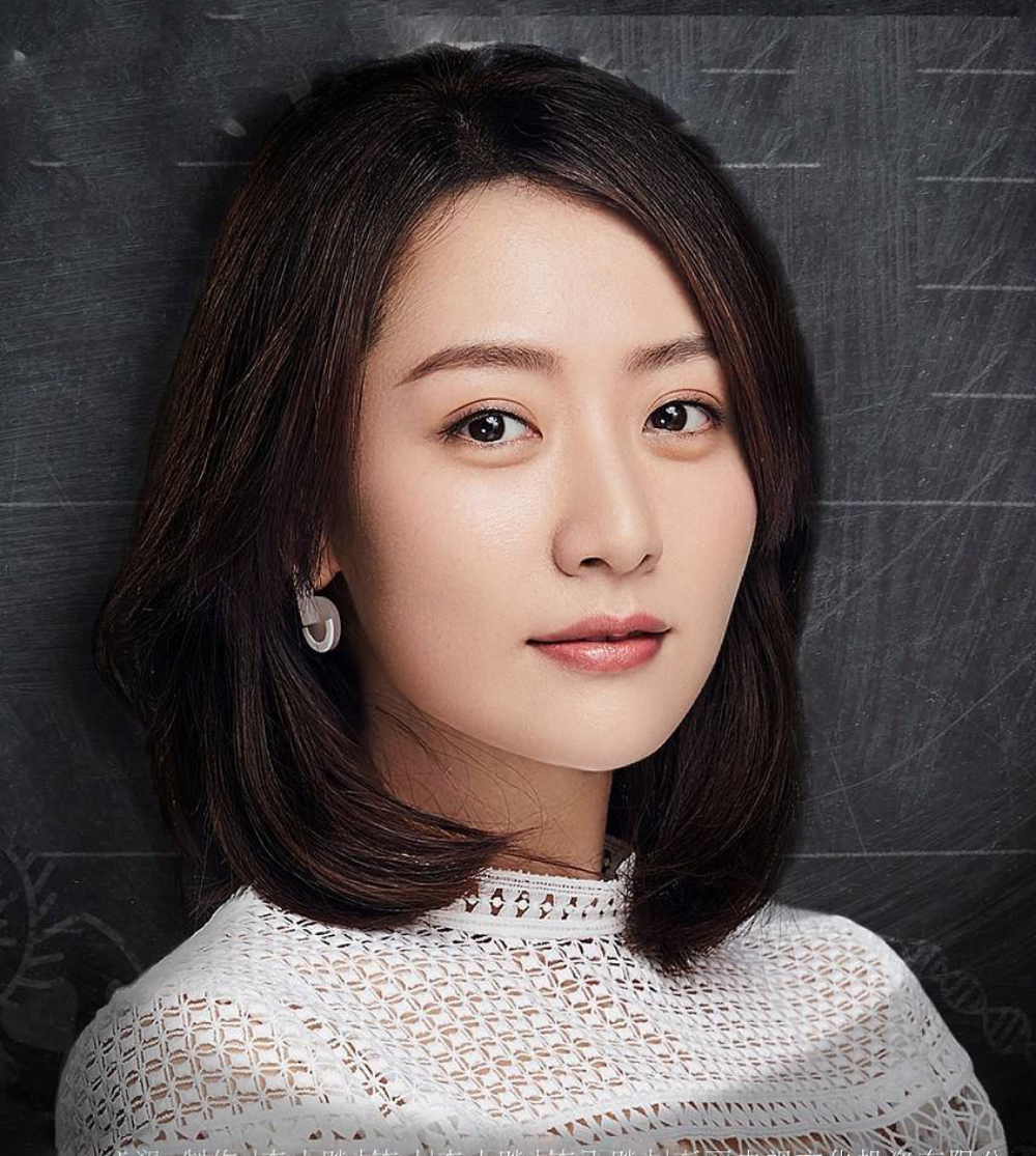 白冰在《爱情进化论》中的剧照好美