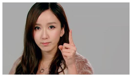 娄艺潇试镜胡一菲画面曝光,她能出演《爱情公寓》绝非偶然