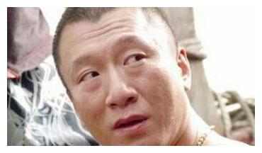 朱一龙穿彩虹裤,孙红雷是黑社会,白宇逆袭