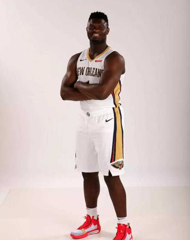 锡安真实身高出炉,全联盟都被他骗了,连本内特都不如