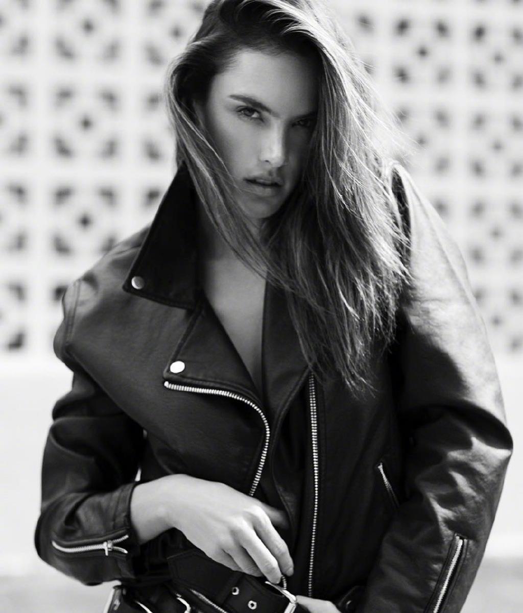 巴西超模aa登意版elle封面机车与牛仔演绎魅力与狂野