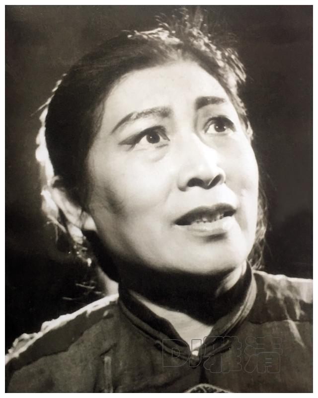 昔日上影厂演员 外形酷似叶琳琅 张瑜陈烨等人银幕母亲 69岁去世