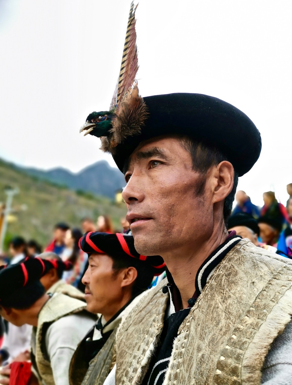 酷酷的羌族汉子!一组照片感受羌历年节日气氛