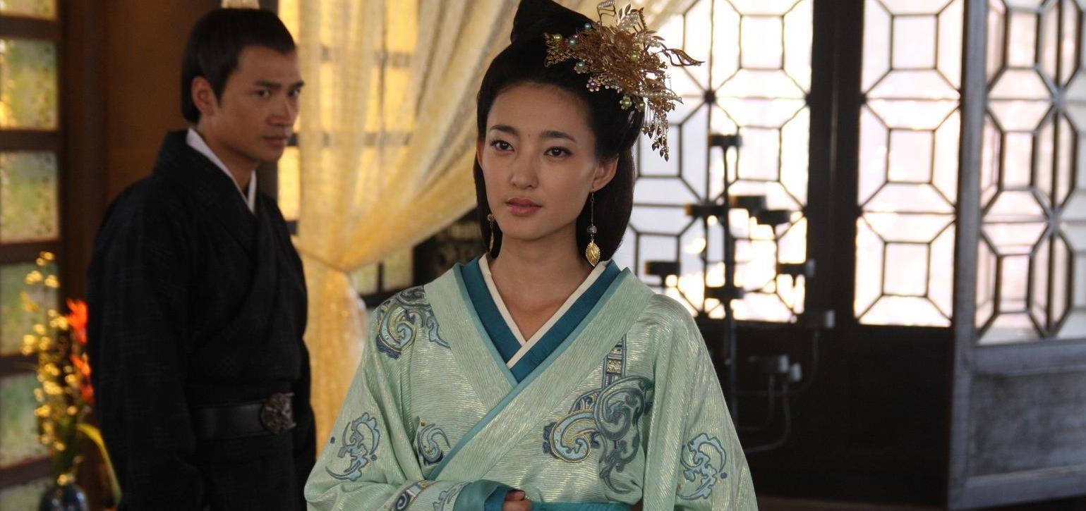 婢女成为小妾,后来被扶正,最后当了皇后,而结发妻被追封为妃子|李昪|王氏|婢女_新浪新闻