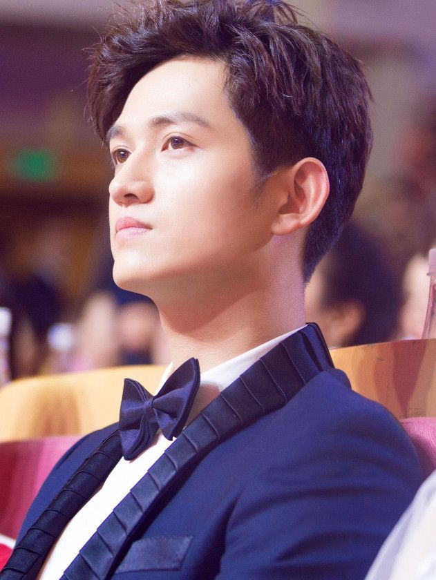 第一:马可,剧中饰演瑞默尔亚隆,斯陵.其后,马可事业更上一个台