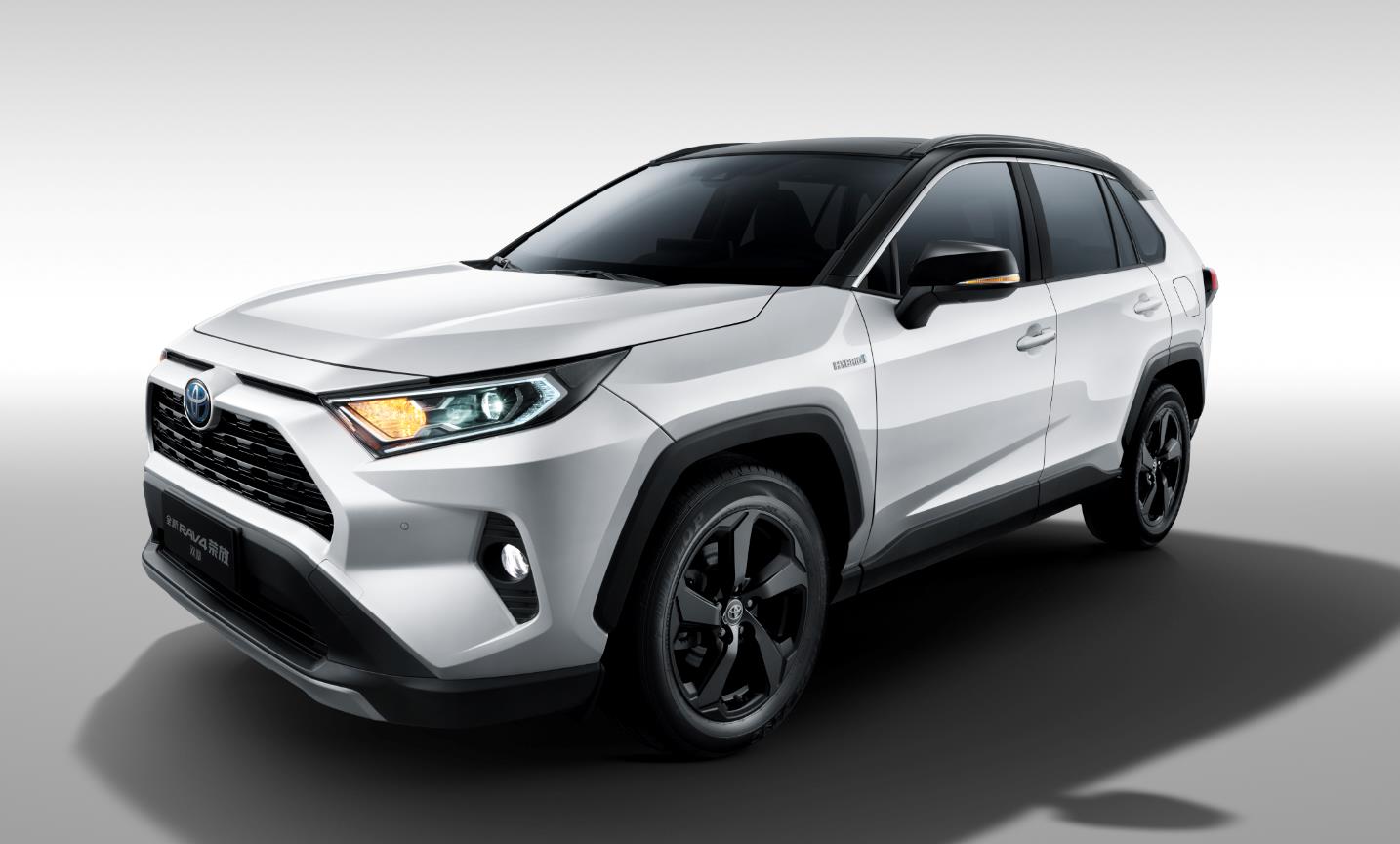 外观改变、新增混动,全新丰田RAV4荣放开启预售