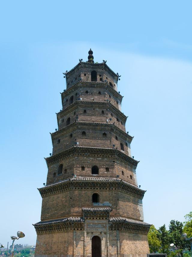 湖南一座相貌平平的古塔,旧称“北门锁钥”,文化价值高_新浪新闻