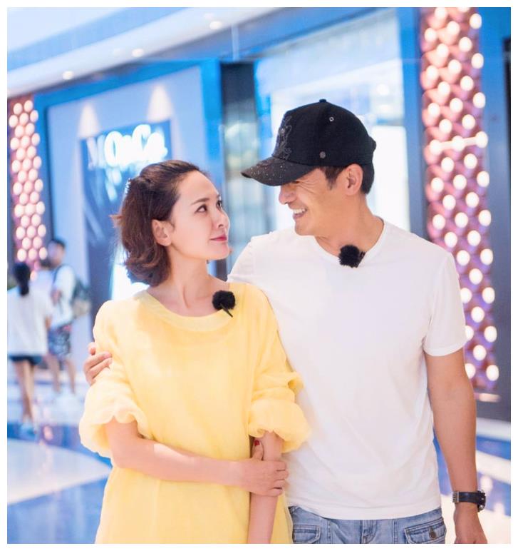 郭晓东节目谈前女友程莉莎捂脸不知所措江疏影紧急救场