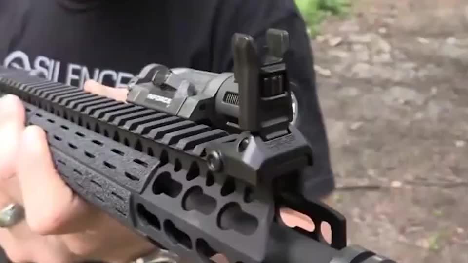 轻量化高精度bcmar15步枪实弹测试