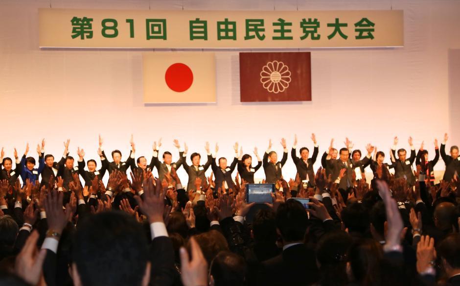 1980年日本自民党首次通过内阁不信任案首相大平正芳大选时去世