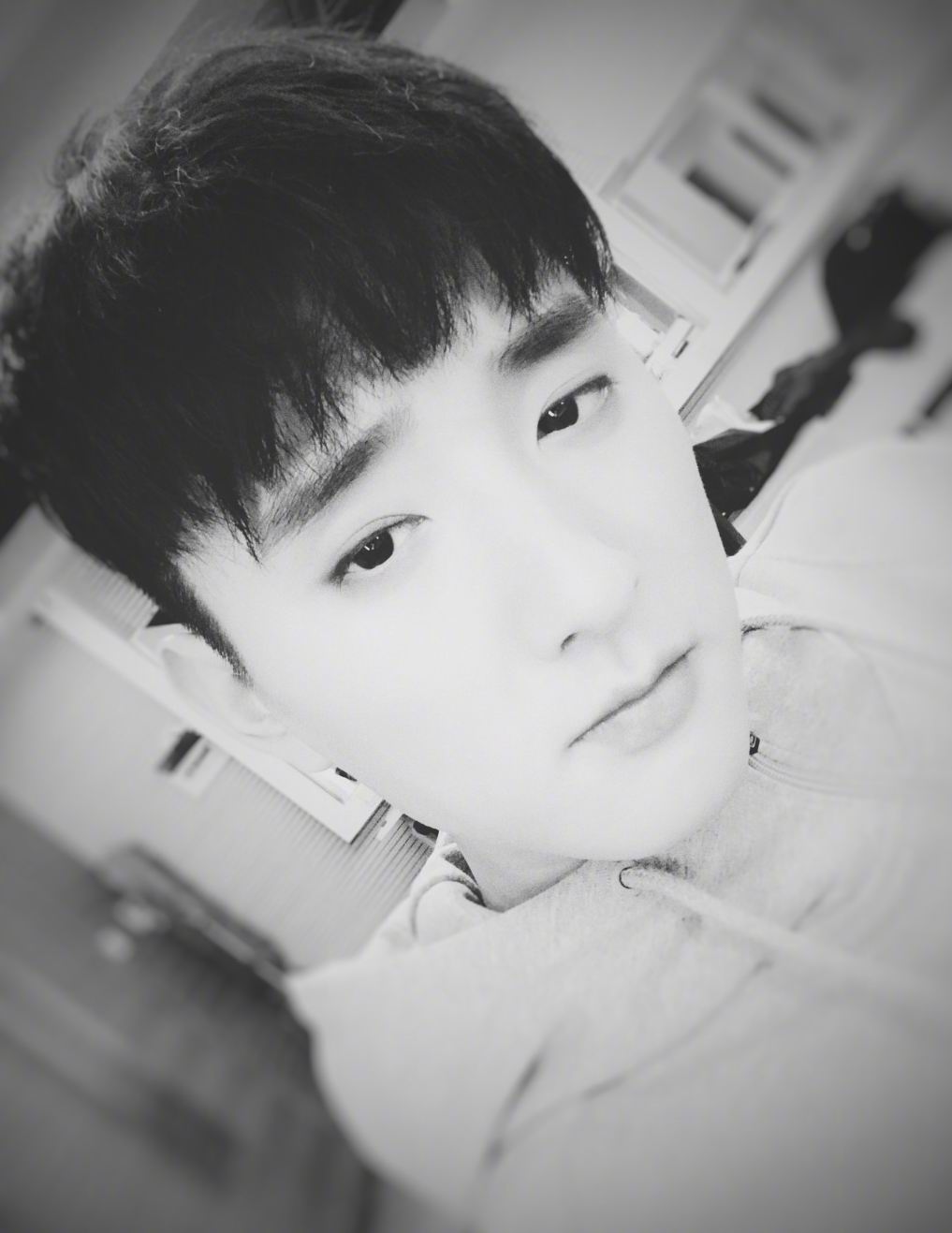 于小彤发文疑似与海陆分手:独自走远些,哪怕一个人品尝泪水