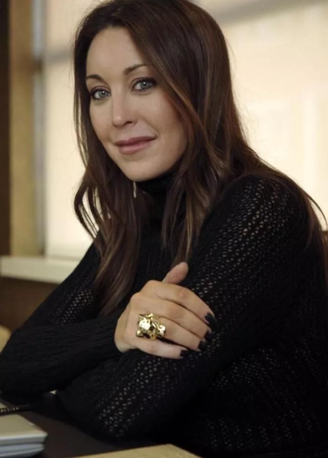 塔玛拉·梅隆个人同名品牌成为首个采用小腿尺码的奢侈品牌