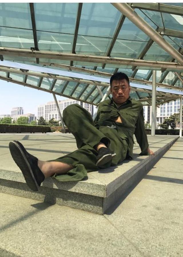 宋晓峰的一条动态,引来了无数的"此时此景我想吟诗一首"